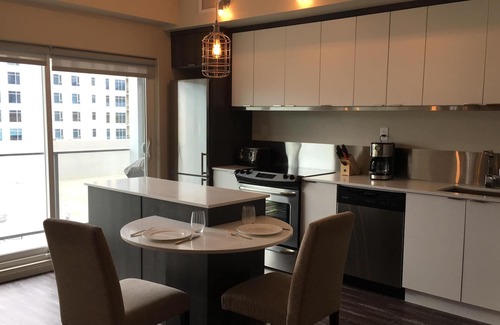 Kelowna Central Business District Condo | Studio apartment in the heart of Kelowna city center