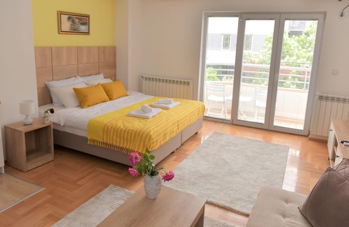 Centar Apartment | Studio apartment,just an 8-minute walk from Macedonia Square