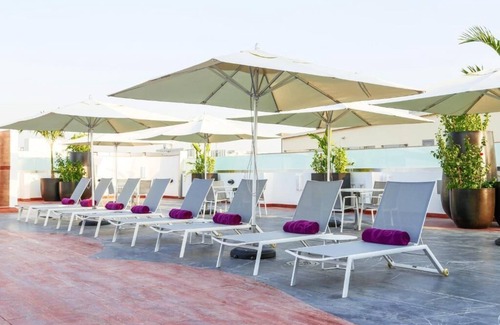 Al Muraqqabat House | Studio Apartment Near Al Maya Supermarket Muraqqabat By Luxury Bookings