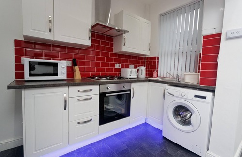 Leeds Apartment | Studio apartment near Leeds Centre- St Hilda's