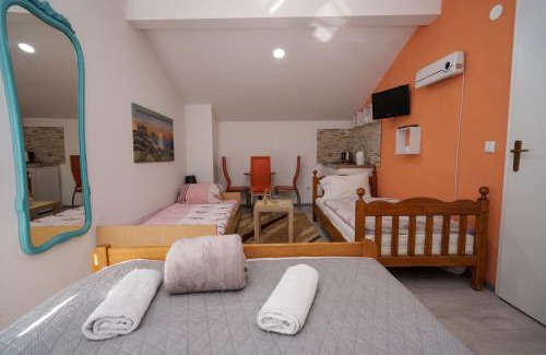 Cove Parja Apartment | Studio apartment OSKAR