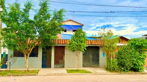 Calleria Apartment | Studio apartment with door to the street and air conditioning