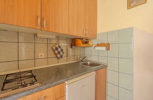 Zubovici Apartment | Studio-Apartment with balcony, directly at the beach and free WiFi