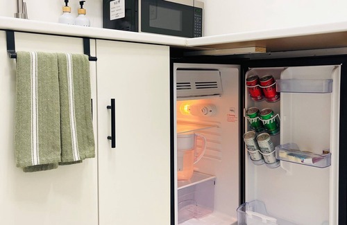 Allapattah Apartment | Studio Apartment with private terrace and Bike in West Wynwood