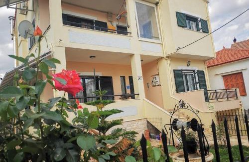 Pirgi Thermis Apartment | Studio Apartments Eirini