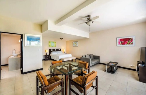 Playa Flamingo RV Rental | Studio Apt. 5-mins Walk from Flamingo Beach! ★