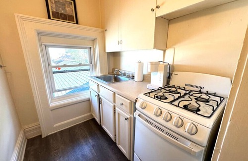 Bay City Apartment | Studio Apt #9 in a Historical Downtown Home