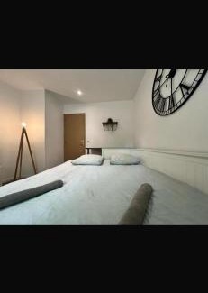 Charleville-Mezieres Apartment | Studio avec terrasse