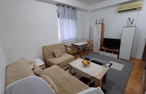 Skopje Region Apartment | Studio Azman