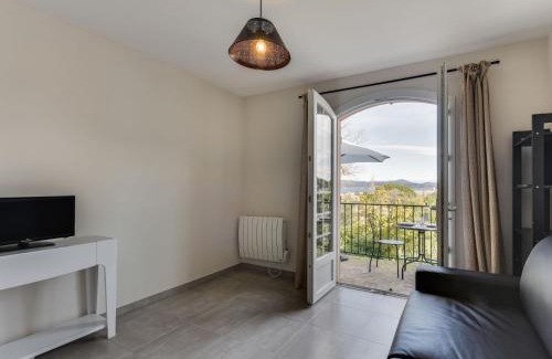 Cote d'Azur- French Riviera Apartment | Studio Bella Vista by Interhome