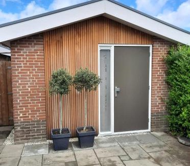 Scharendijke Apartment | Studio Bluuven