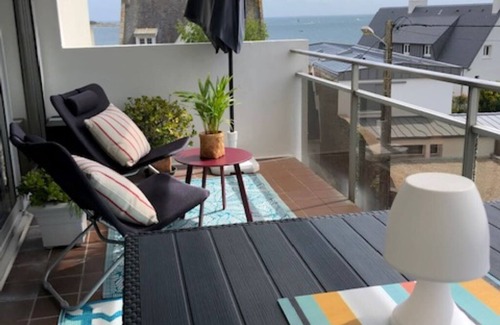 Concarneau Apartment | Studio by the sea