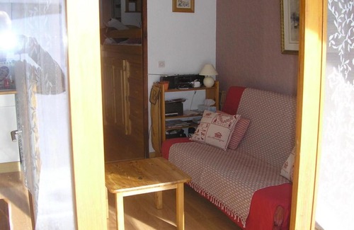 Valloire Apartment | Studio cabine 3 pers avec terrasse et parking - FR-1-263-154