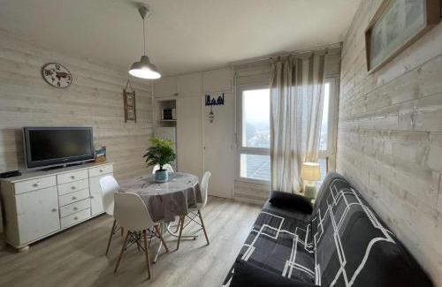 Saint-Jean-de-Monts Apartment | Studio cabine moderne 4 pers, plage 100m, Saint-Jean-de-Monts - FR-1-224C-582
