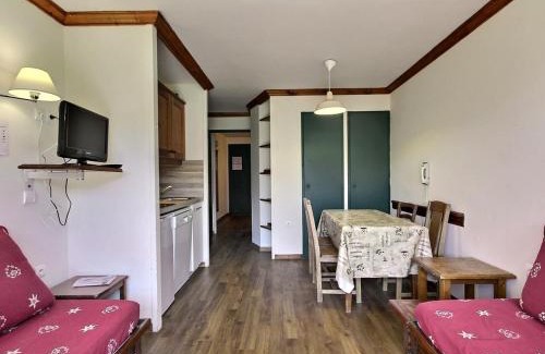 Plagne Soleil Apartment | Studio cabine PMR avec balcon, au pied des pistes et proche commerces - La Plagne Soleil - FR-1-455-124