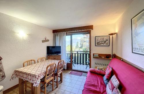 Combloux Apartment | Studio cabine proche centre Combloux, 4 pers, balcon, parking - FR-1-560-53