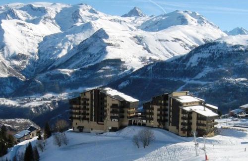 Auris Apartment | Studio cabine rénové, 4 couchages, pied des pistes, parking, balcon sud - FR-1-297-160