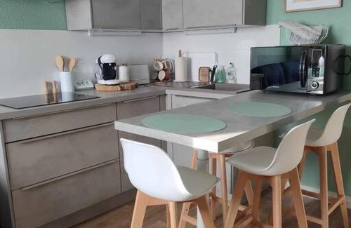 Port Apartment | Studio Calais Front de mer-Le Cocon du Dragon-Classé 3 etoiles