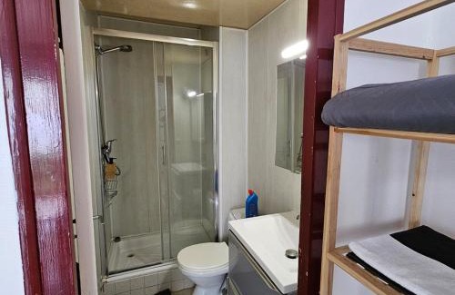 Saint Seurin - Fondaudege Apartment | Studio calme avec petit jardinet