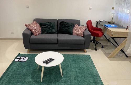 Plantieres Queuleu Apartment | Studio chaleureux (Luxe, Charme et caractère) - Metz Logouest