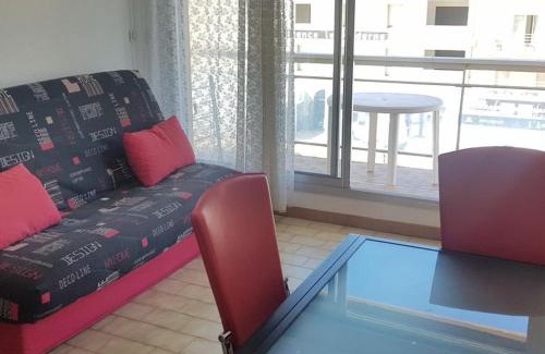 Valras-Plage Apartment | Studio climatisé, balcon, proche plage et commerces - FR-1-701-57