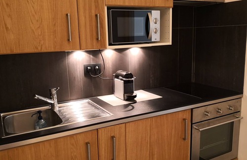 16th Arrondissement Apartment | studio close to Tour Effeil - Radio France