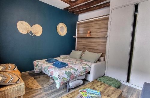 Mennecy Apartment | Studio Colonial Checkpoint 2 étoiles Mennecy Netflix Fibre