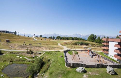 Vex Apartment | Studio Combire 405 by Interhome