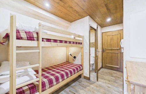 La Rosiere Apartment | Studio Confort au Centre de Montvalezan - 4 Pers, Balcon, Proche Remontées et Commerces - FR-1-398-578