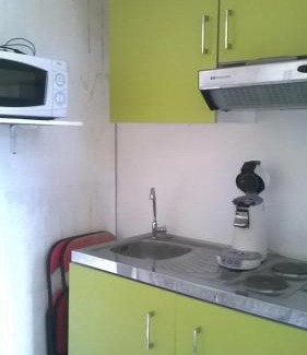 Point d'Or Apartment | Studio confortable à Les Abymes, 12m², balcon agréable