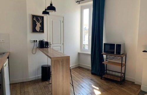 Limoges Apartment | Studio Cosy à 12 min à pieds de la Gare