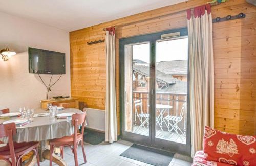 Les Gets Apartment | Studio cosy centre-village avec balcon, parking, cuisine équipée - FR-1-685-50
