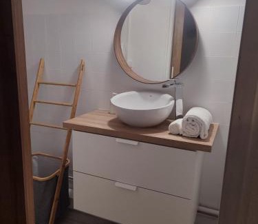 Manosque Apartment | Studio Cosy dans la maison d'enfance de Jean Giono