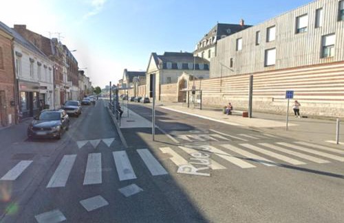 Saint-Acheul Apartment | STUDIO COSY HYPER CENTRE GARE AMIENS WIFI NETFLIX 2 PERS