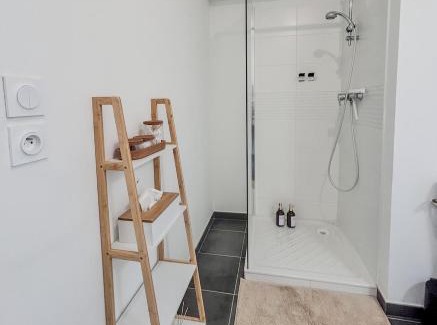 Decines-Charpieu Apartment | Studio Cosy idéalement situé