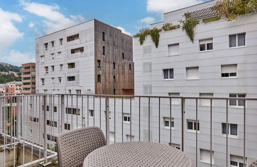 Perrache Apartment | Studio Cosy pour 2 avec Kitchenette | TV