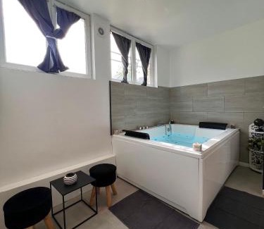 Montmagny Apartment | Studio Cosy spa