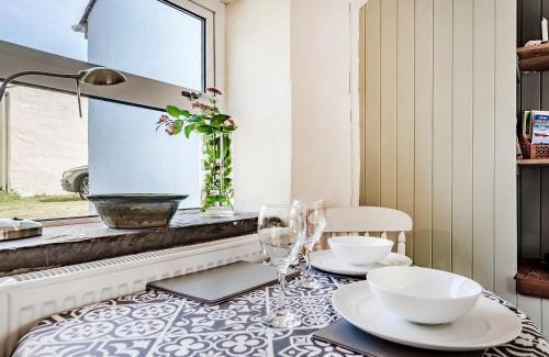 Haverfordwest House | Studio Cottage