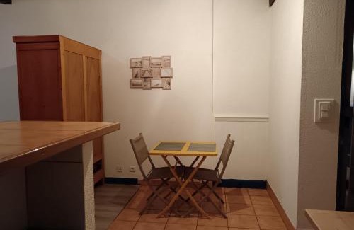 Castelnaudary Apartment | Studio de charme