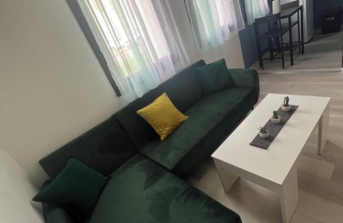 Vesoul Apartment | STUDIO DE LA GARE