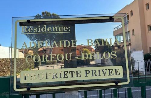 La Londe-les-Maures Apartment | Studio en bord de mer
