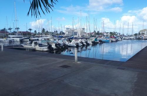 Saint-Francois Apartment | STUDIO FACE MARINA