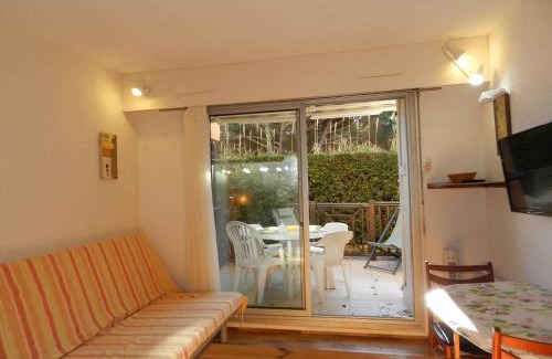 La Faviere Apartment | Studio familial avec terrasse, piscine, tennis et accès plage - Bormes-les-Mimosas - FR-1-251-739