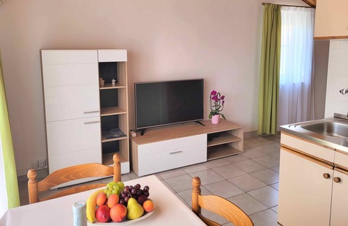 Novi Vinodolski Apartment | Studio flat with terrace and sea view Novi Vinodolski (AS-19963-a)