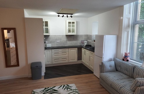 Winterton-on-Sea Apartment | studio flat with on-site parking & pet friendly