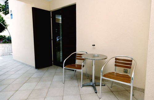 Novi Vinodolski Apartment | Studio flat with terrace Novi Vinodolski (AS-5593-a)