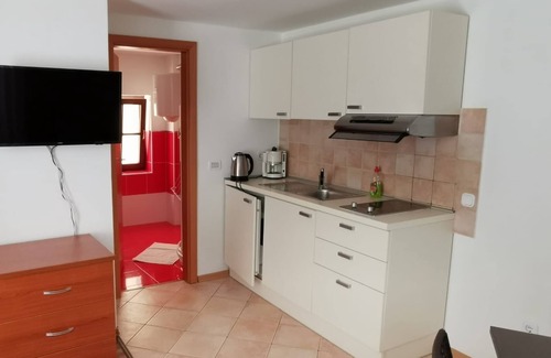 Cres Apartment | Studio flat with air-conditioning Cres (AS-13312-a)