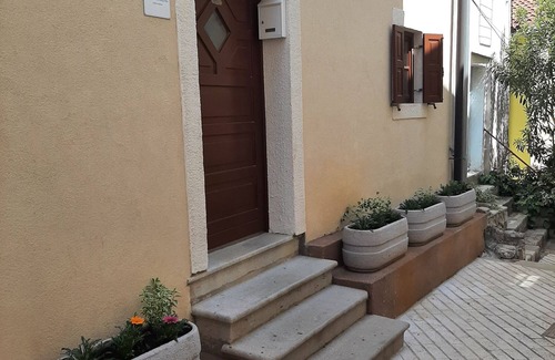 Cres Apartment | Studio flat with air-conditioning Cres (AS-13312-a)