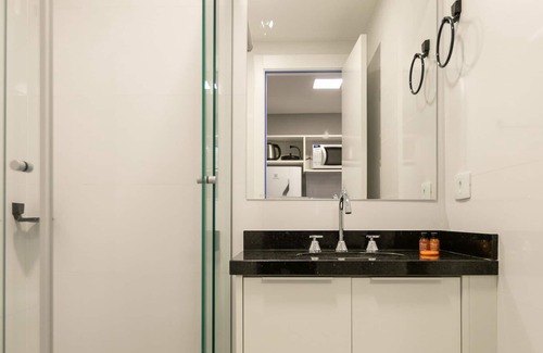 Matriz Apartment | Studio Flower - AYN048