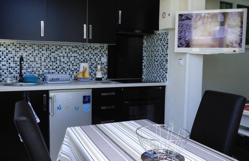 Arcachon Apartment | studio for 2 people well equipped renovated, air-conditioned 3 stars